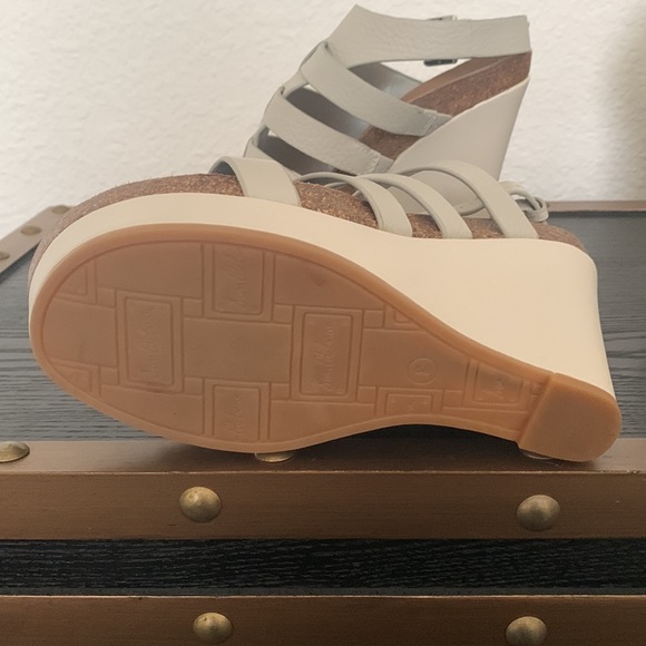 Sam Edelman wedge sandal - Picture 4 of 4